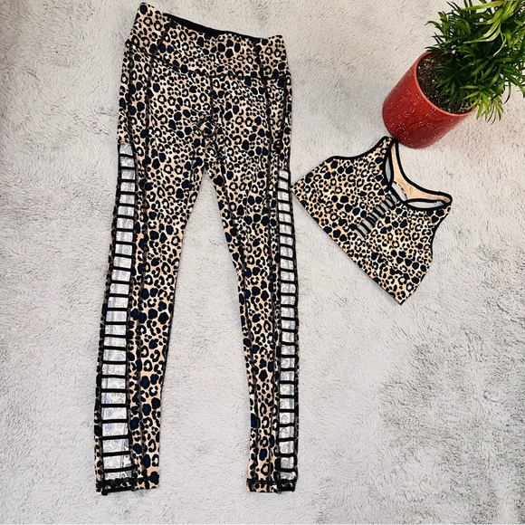 VSX cheetah print caged matching set - Picture 12 of 12